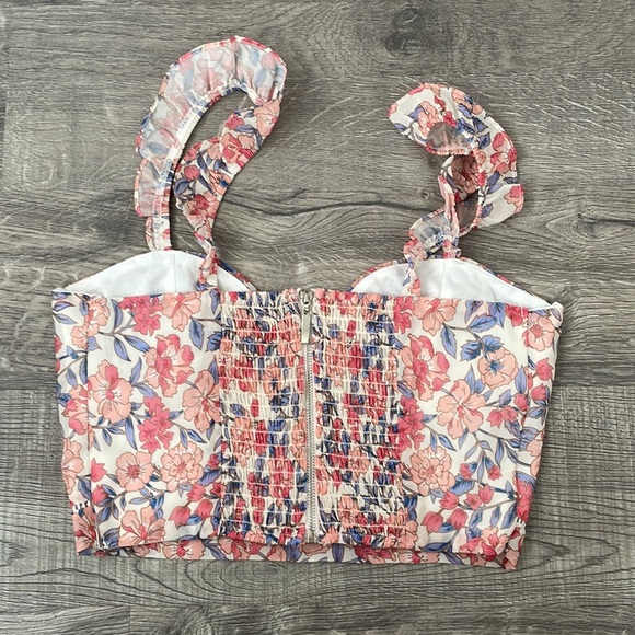 Kendall and Kylie Top - Picture 2 of 3